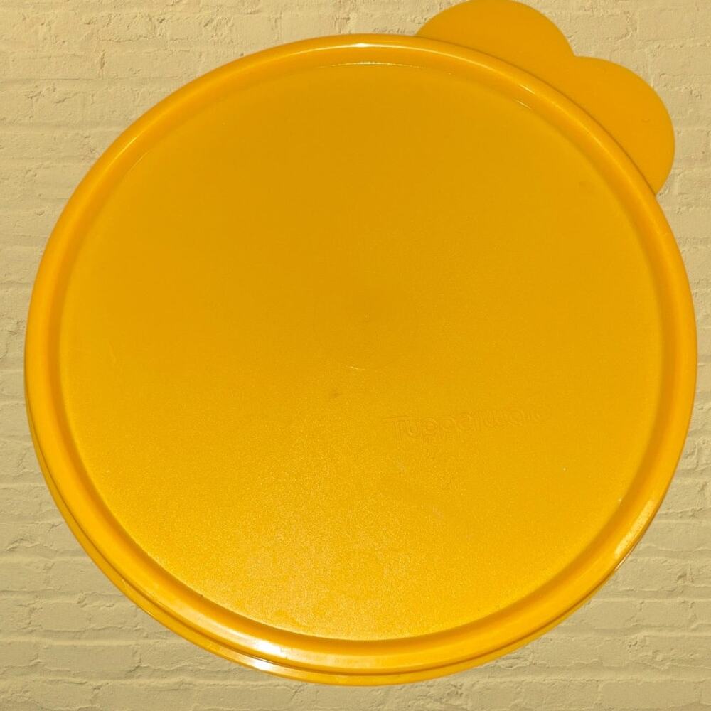 Tupperware 6" Replacement Lid Seal 2541D Yellow Butterfly Tab C Round Top VTG